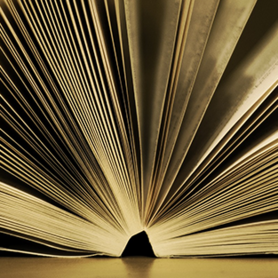 Aufgeschlagenes Buch