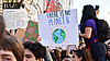 Klimademonstration mit Schild "There is no Planet B"