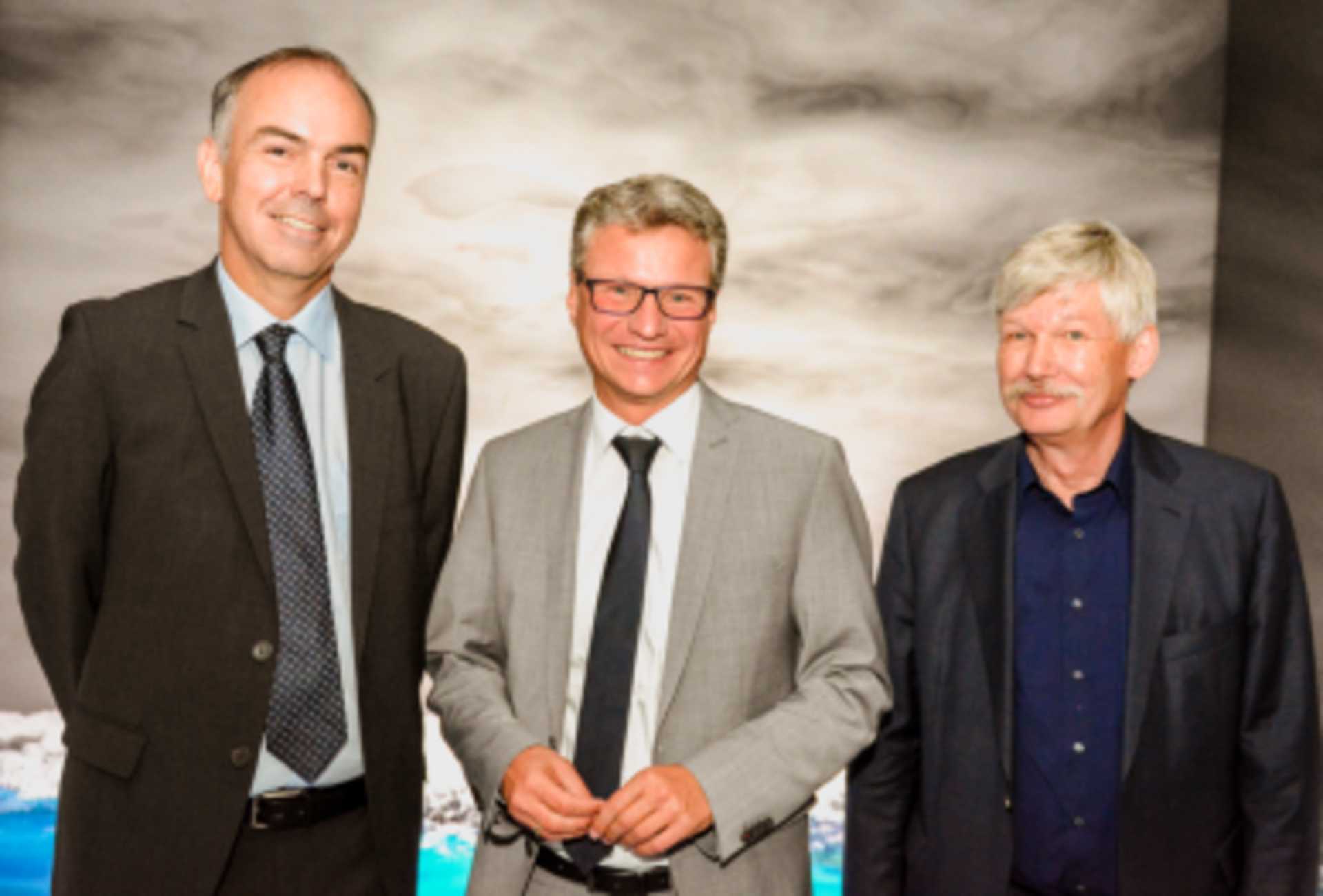 Dieter Kranzlmüller, Bernd Sibler, Thomas O. Höllmann im LRZ