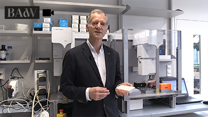 Matthias Mann im Labor